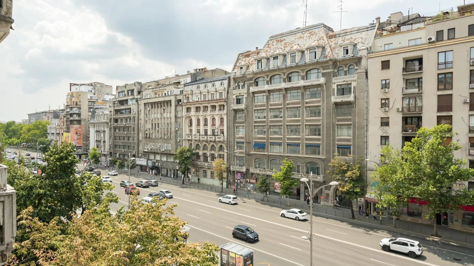 Apartment Urban Jungle Ultracentral Studio Bucharest